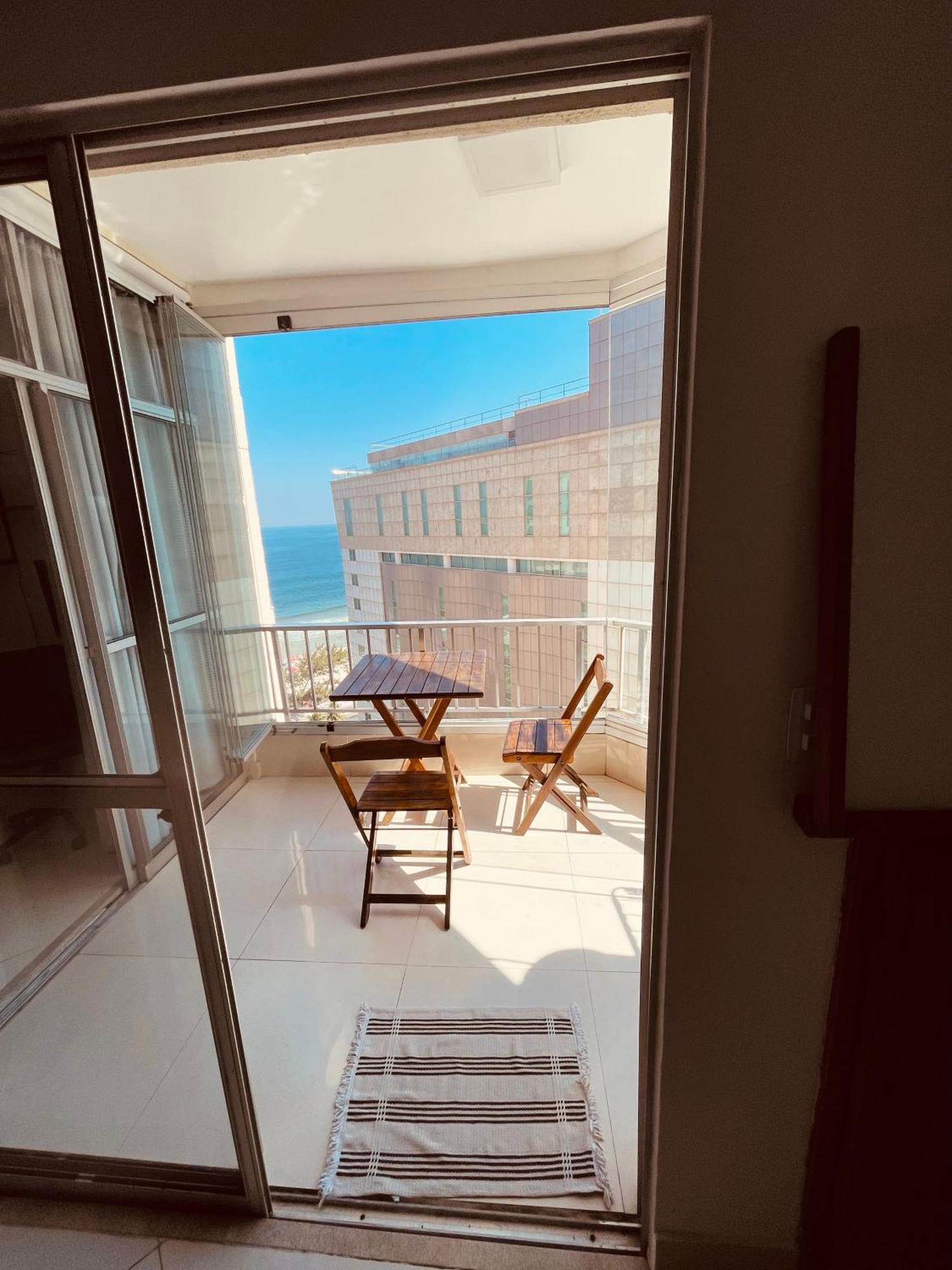 Pe Na Areia: Beachfront With Ocean View Apartamento Rio de Janeiro